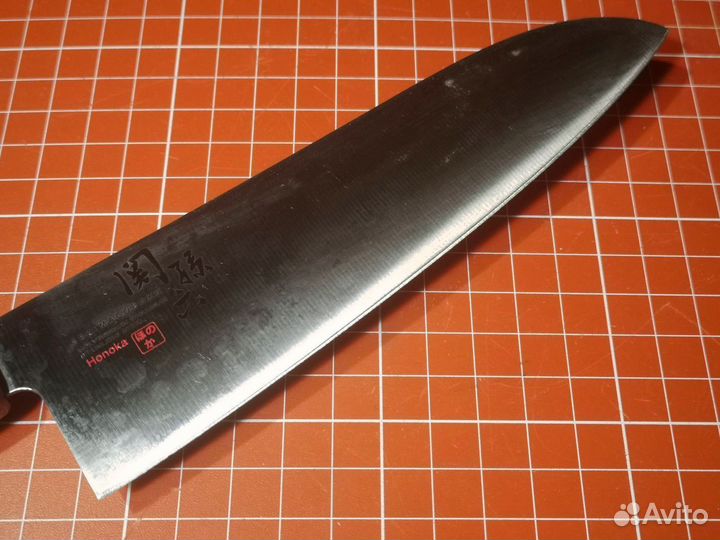 Японский кухонный нож Сантоку 170 мм KAI