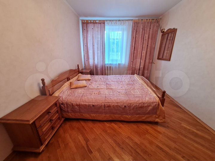 3-к. квартира, 74 м², 3/6 эт.