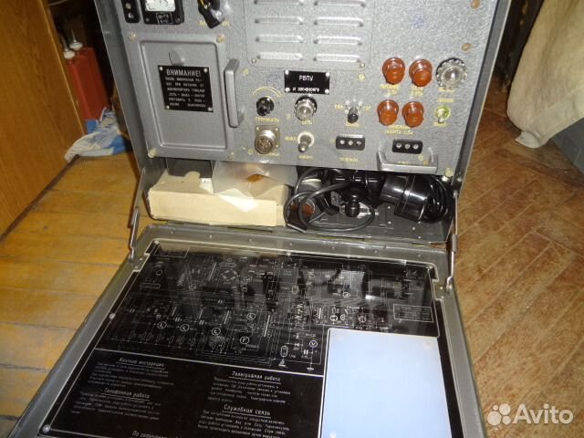 Радиостанция, пульт управления от р-140