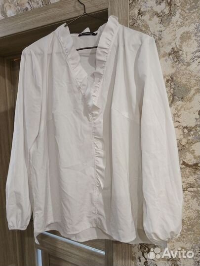 Блузка белая