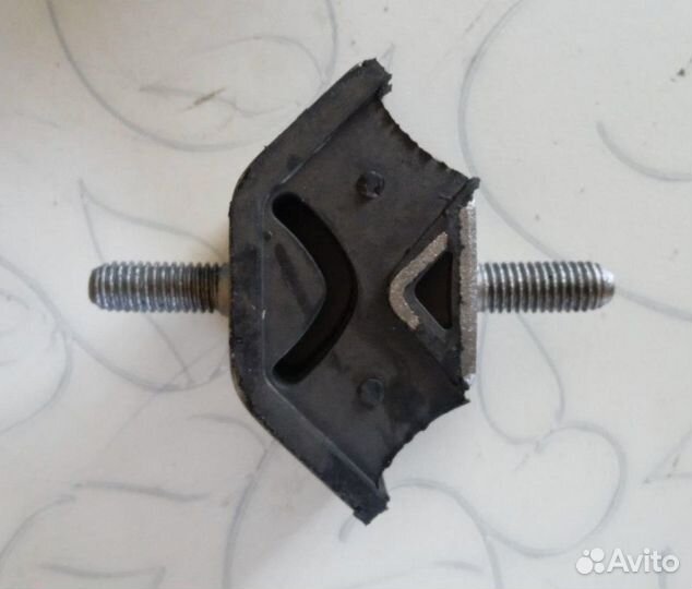 Подушка двигателя Yanmar 35*30, мм