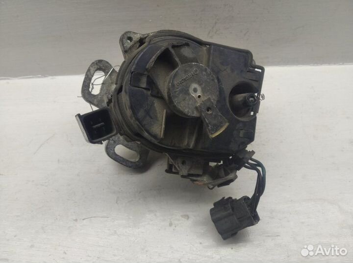 Распределитель зажигания (трамблёр), Mazda 323 F 1