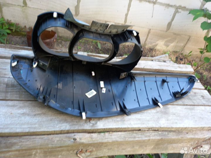 Накладка торпеды Kia Rio