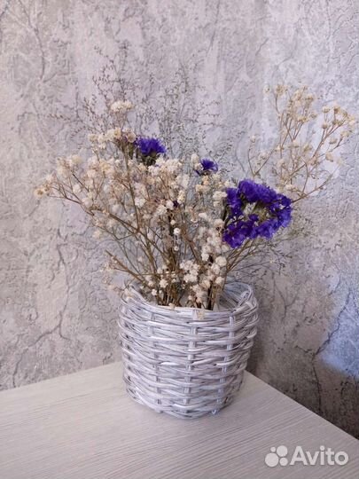 Кашпо из искусственного ротанга