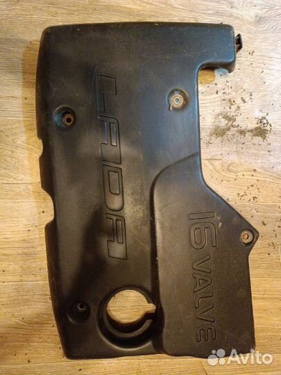 Накладка или защита клапанной крышки