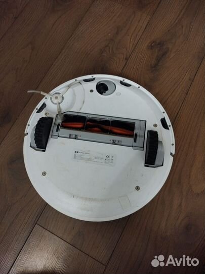 Робот пылесос