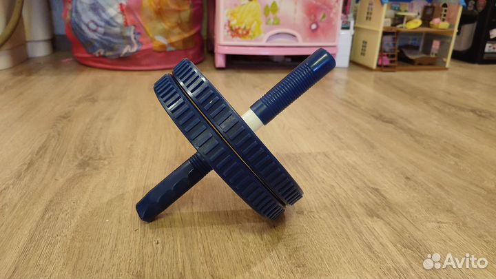 Ролик напольный для пресса