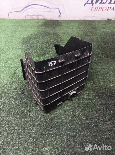 Корпус акб VW Tiguan 2007-2011