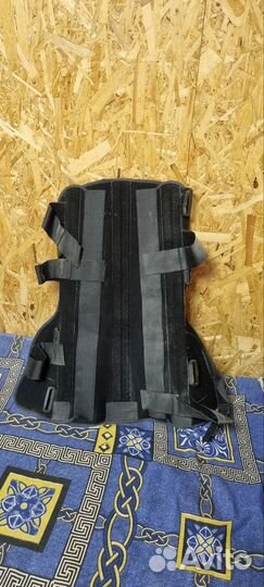 Наколенник