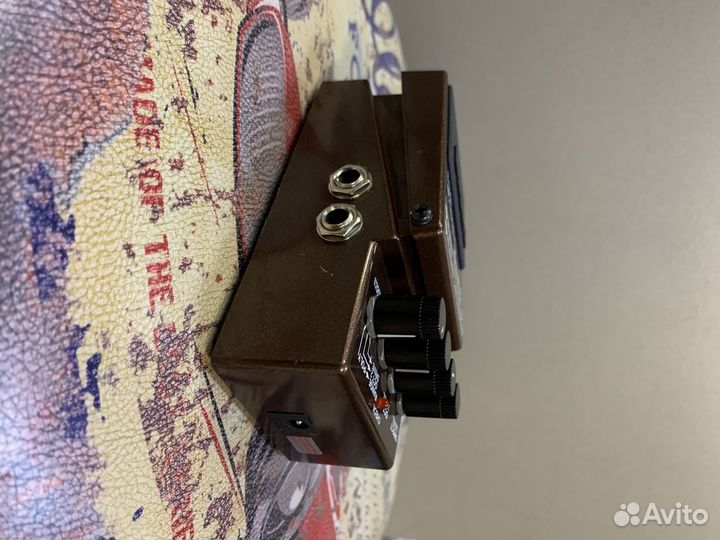 Гитарная педаль октавер Boss OC-3