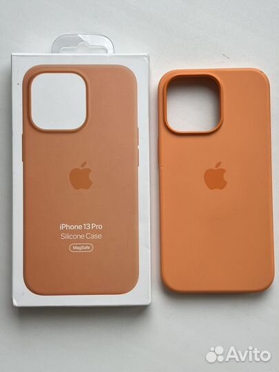 Оригинальный чехол на iPhone 13 Pro