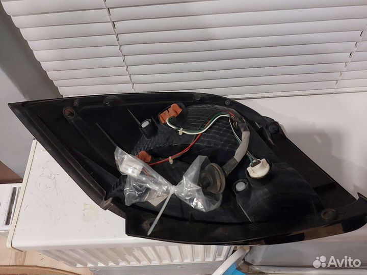 Задние фонари KIA Rio JB хэтчбек