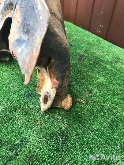 Балка подмоторная Toyota Corolla