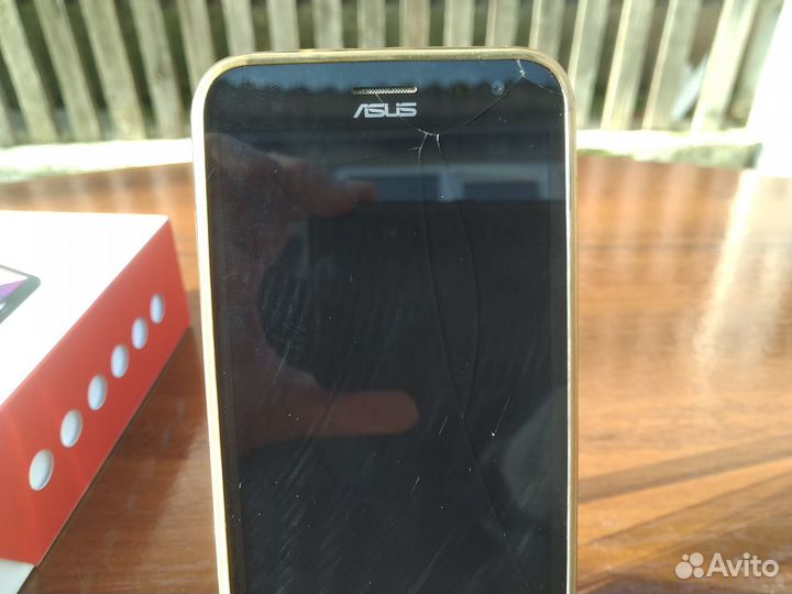 ASUS ZenFone 2 Laser ZE500KL, 2/16 ГБ