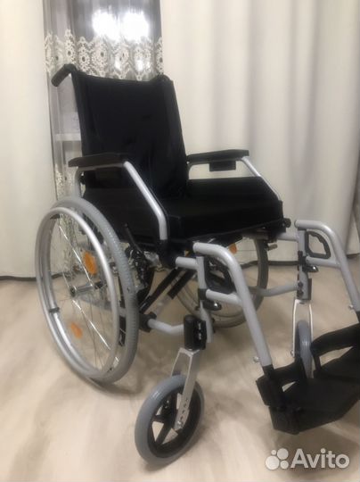 Коляска инвалидная