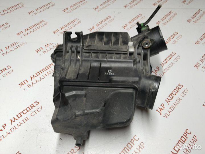 Корпус воздушного фильтра Honda Cr-V K24A 2009