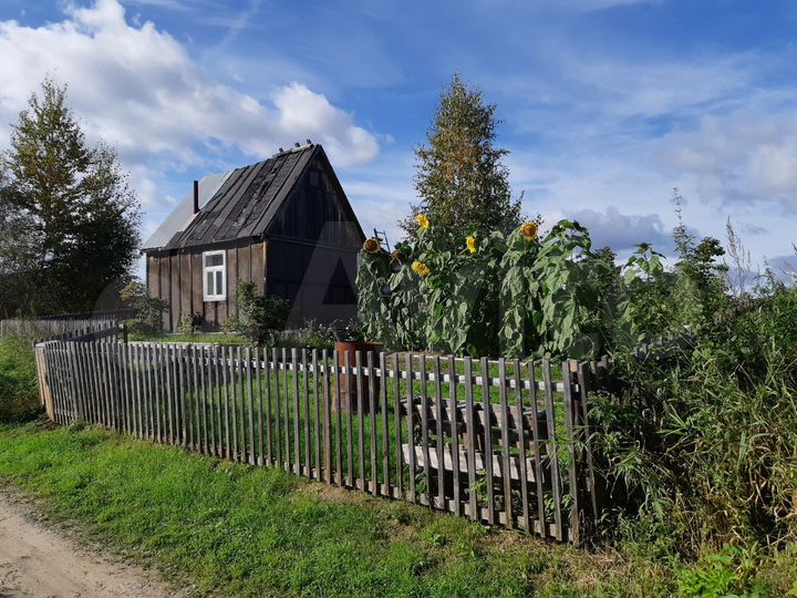 Дача 10 м² на участке 10 сот.