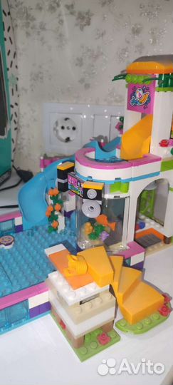 Lego Friends летний бассейн