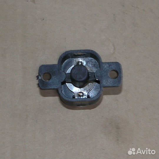 Предохранитель кнопочный 10А (тепловое реле)