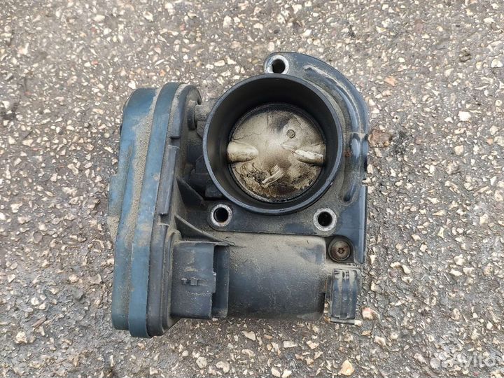 Дроссельная заслонка Ситроен Ксара Пикасо Пежо 407