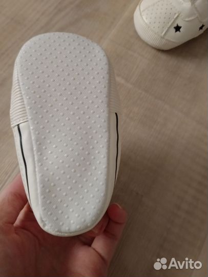 Кроссовки для малышей