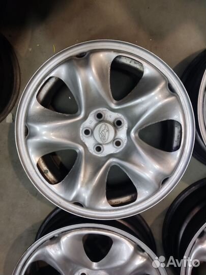 Subaru, Toyota Avensis R17 5x100 4 диска