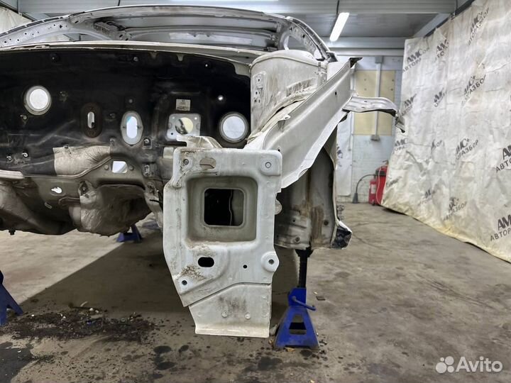 Четверть передняя левая Hyundai Elantra CN7 2020