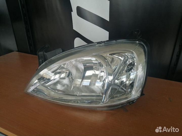 Фара левая opel corsa 2004-2006 Новая 88885