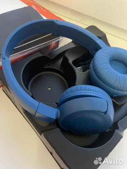 Беспроводные наушники jbl