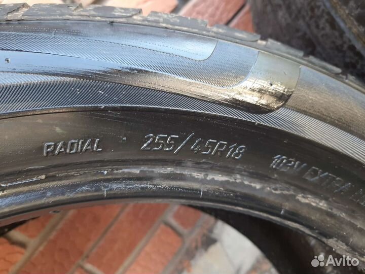Viatti Strada Asimmetrico 255/45 R18 103V