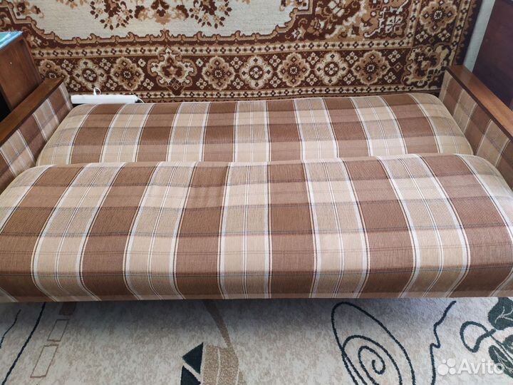 Диван и 2 кресла
