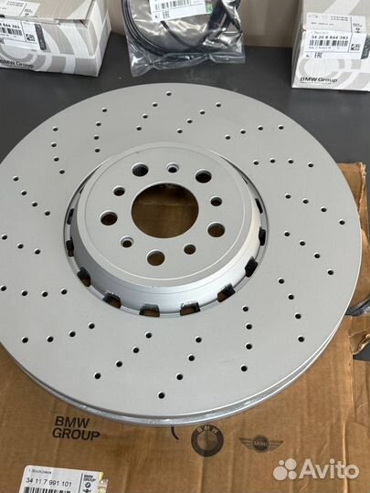 Тормозной диск BMW M5 F90 M8 F91 F92 F93 341179911