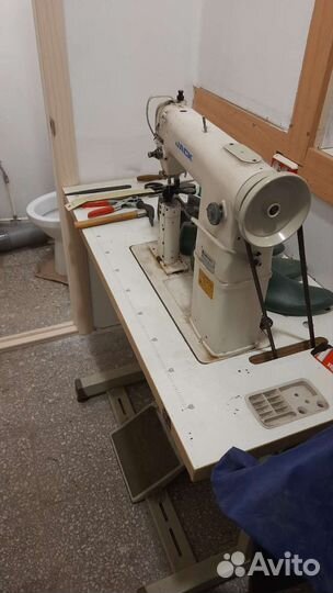 Швейная машинка для кожи и жёстких материалов