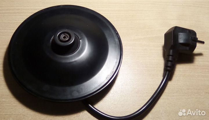 Подставка для чайника Hotpoint-Ariston WK 22M DC0