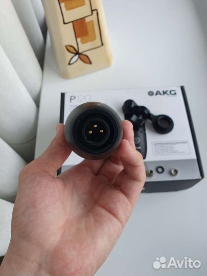 Студийный микрофон AKG P120