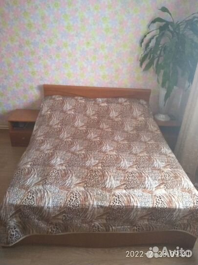 Продаю кровать двуспальная б/у и матрас