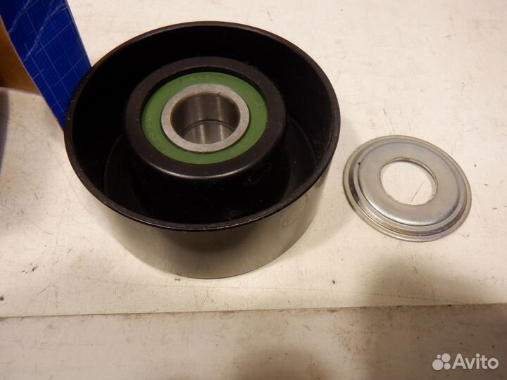 Ролик натяжитель ремня агрегатов Toyota Rav 4