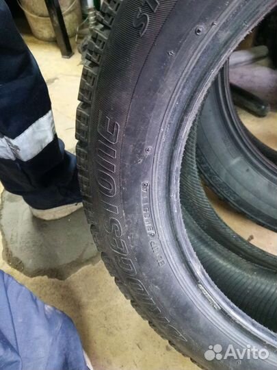 Bridgestone Blizzak VRX 225/55 R17