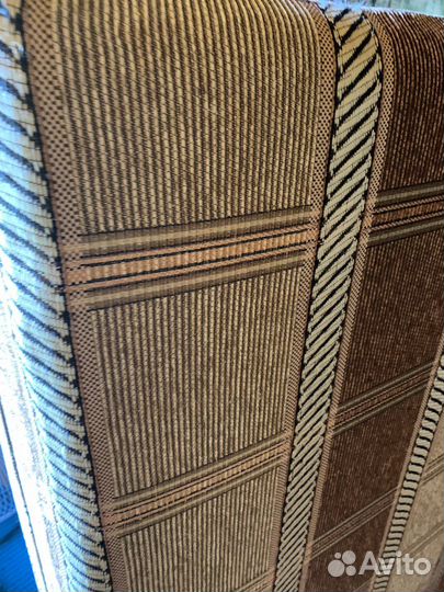 Новая Кровать- тахта. Консоль из красного дерева