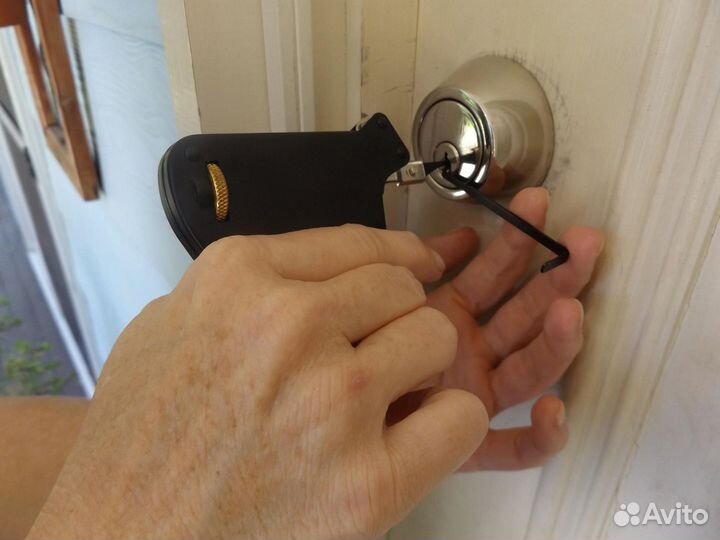 Вскрытие и замена замков. Квартиры, Сейфы, Гаражи