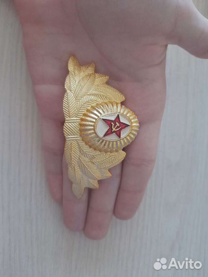 Кокарда СССР и россии