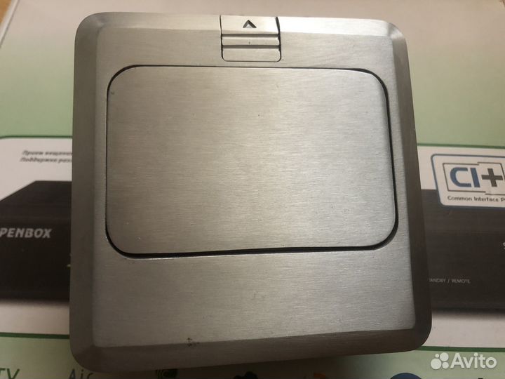 Разетка выдвижная с 2 портами USB