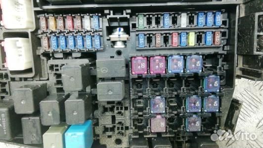 Блок предохранителей mazda CX-5 1 (UKR16M101)