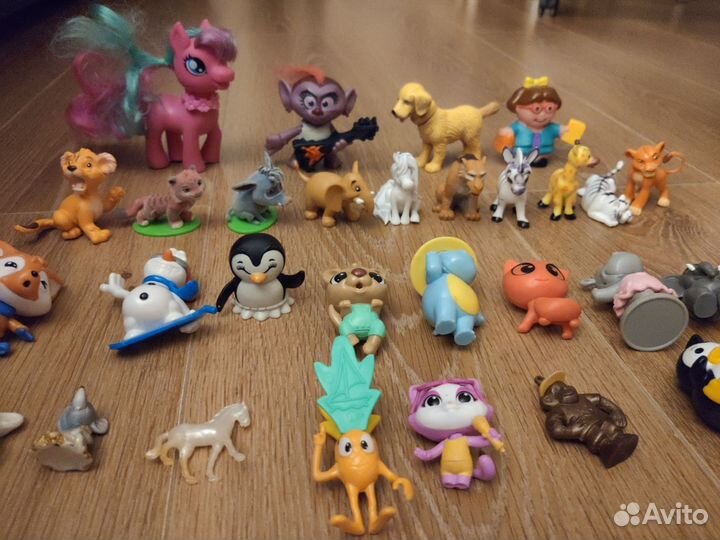 Коробка мелких игрушек