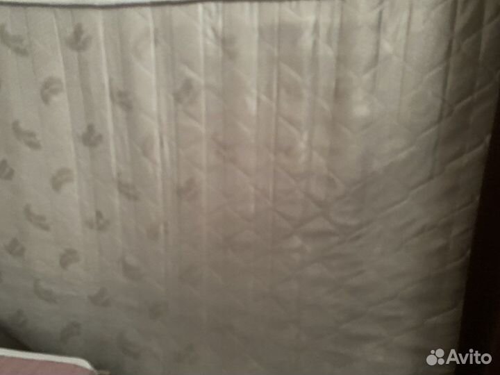 Матрас 160х200 бу