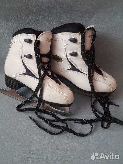 Коньки фигурные roces