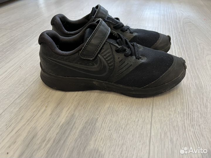 Кроссовки Nike