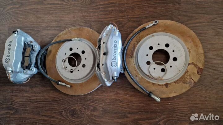 Тормозная система Brembo e38 4ports