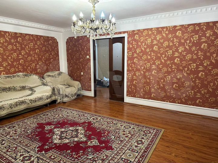 3-к. квартира, 87 м², 2/5 эт.