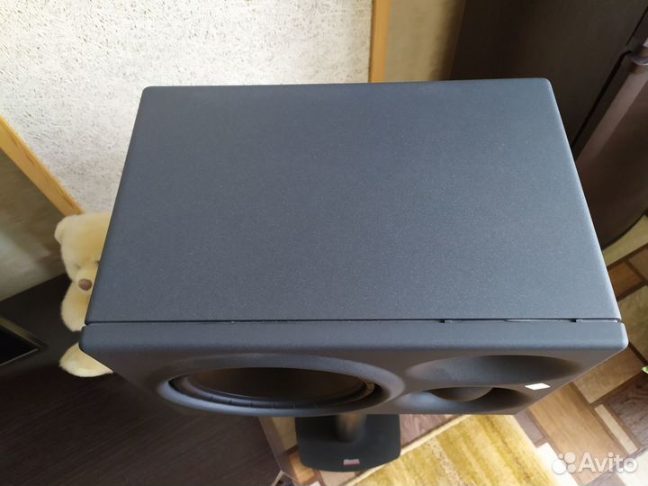 Продаю студийные активные мониторы Neumann KH 310